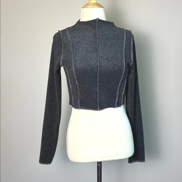 Le Lis Tops - LE LIS Small Archer Two Tone Long Sleeve Crop Top Exposed Seams High Neck Fitted